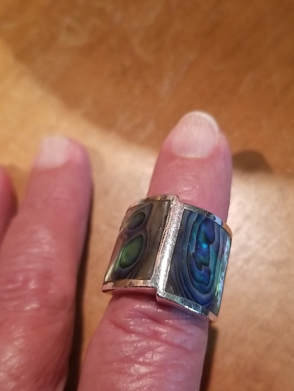 Silver ring with Abalone Shell Inlay - Picture 8 of 8